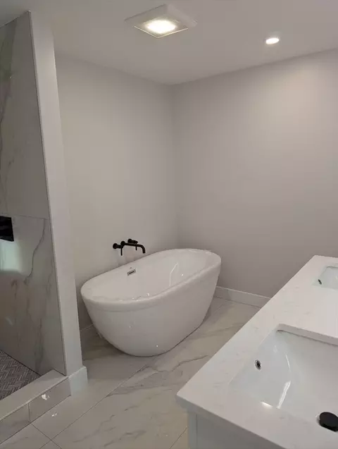 226 Main #1, Everett, MA 02149 photo 8