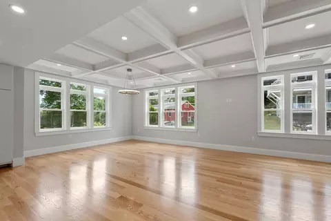 19 Brooks Rd, Gloucester, MA 01930 photo 3