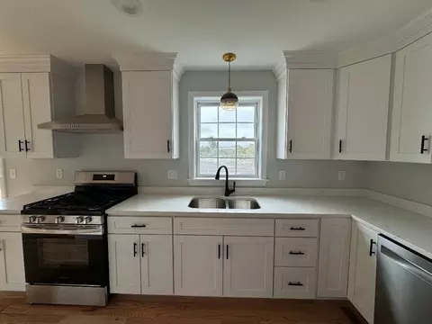 266 Kilburn, Fall River, MA 02720 photo 3