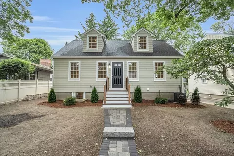 21 Loomis St #21, Cambridge, MA 02138