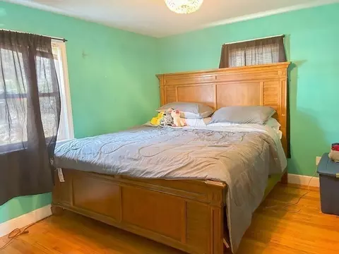 Bedroom - 11 Lothrop St, Saugus, MA 01906 photo 2 of 3