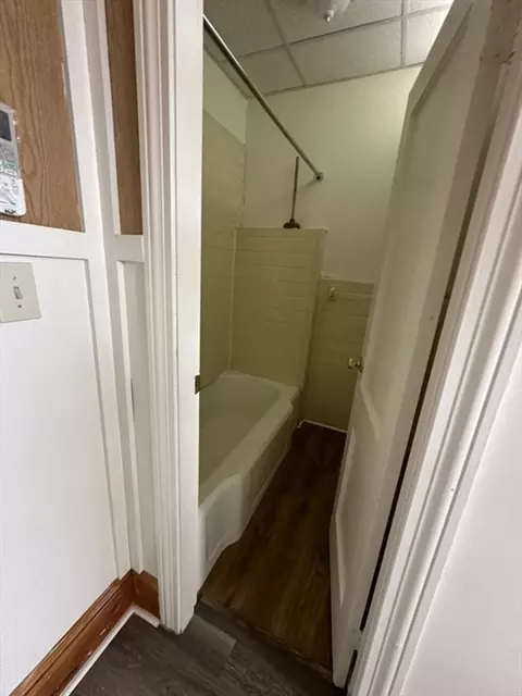 30 Edward St, Worcester, MA 01605 photo 16