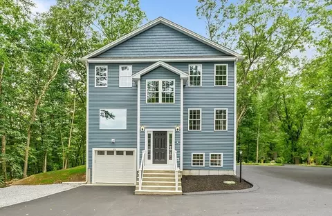 65 Prospect St #A, Whitinsville, MA 01588