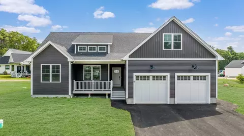 6 Marthas Vineyard Dr, Mattapoisett, MA 02739