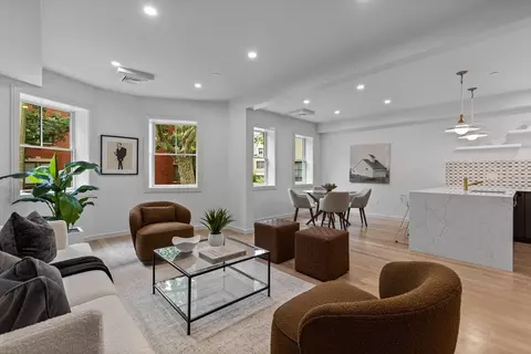 6 Claflin Rd #1, Brookline, MA 02445