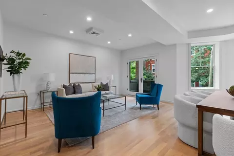 6 Claflin Rd #2, Brookline, MA 02445 photo 4