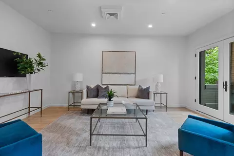 6 Claflin Rd #2, Brookline, MA 02445 photo 6