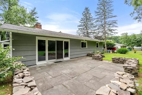 Exterior - 6 Doris Rd, Framingham, MA 01701 photo 2 of 6