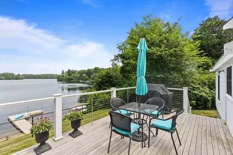106 Black Cat Rd, Plymouth, MA 02360