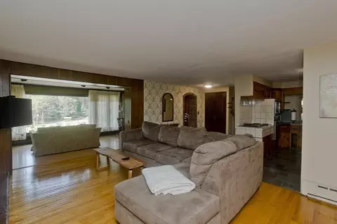 27 Drury Ln, Easthampton, MA 01027 photo 31