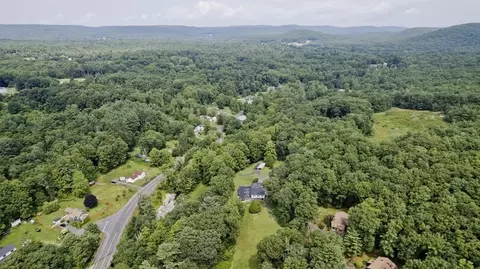 27 Drury Ln, Easthampton, MA 01027 photo 16