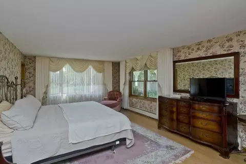 27 Drury Ln, Easthampton, MA 01027 photo 18