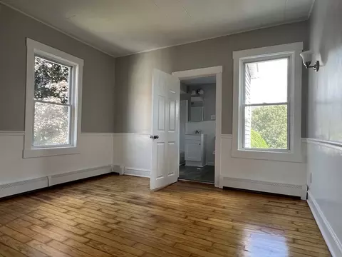 104 Hood St, Fall River, MA 02720 photo 8