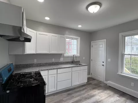104 Hood St, Fall River, MA 02720 photo 15