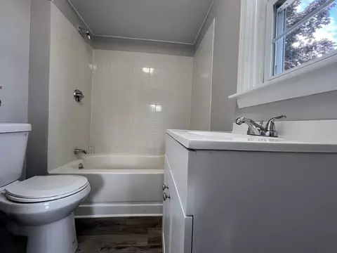 104 Hood St, Fall River, MA 02720 photo 17