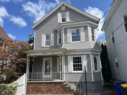 104 Hood St, Fall River, MA 02720 photo 2