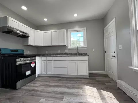 104 Hood St, Fall River, MA 02720 photo 14