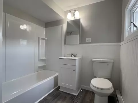 104 Hood St, Fall River, MA 02720 photo 9