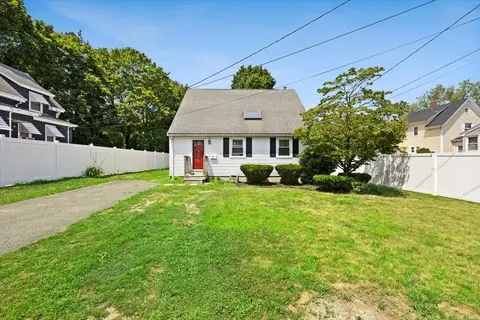 43 Poole Ave, Brockton, MA 02301