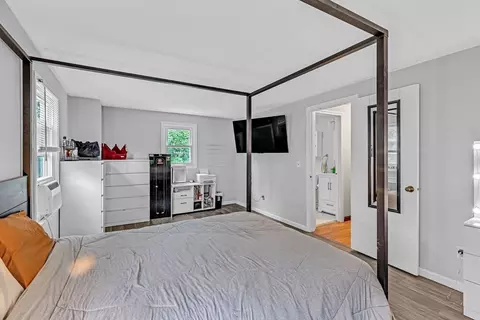 6 Baird Trce, Springfield, MA 01118 photo 11