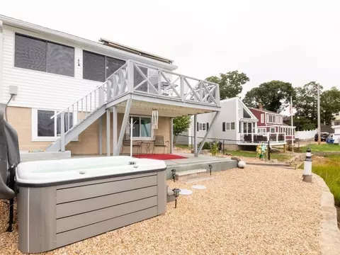 22 Pinehurst Dr, Wareham, MA 02571 photo 3