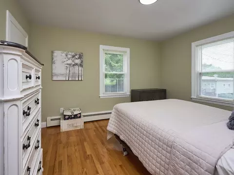 Bedroom - 43 Harvard St, Gardner, MA 01440 photo 3 of 4
