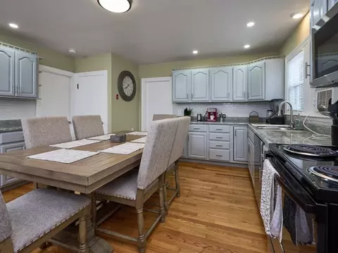 Kitchen - 43 Harvard St, Gardner, MA 01440 photo 2 of 4