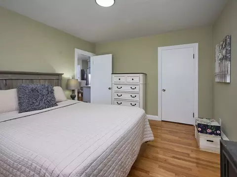 Bedroom - 43 Harvard St, Gardner, MA 01440 photo 4 of 4