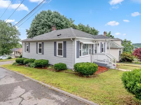 Exterior - 43 Harvard St, Gardner, MA 01440 photo 2 of 10