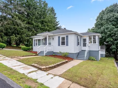 Exterior - 43 Harvard St, Gardner, MA 01440 photo 3 of 10