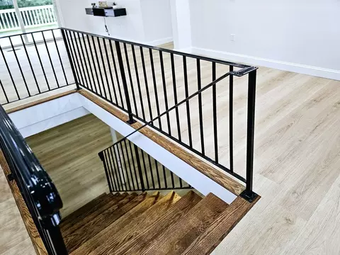 Entry Way - 3 Commonwealth Ave, Lowell, MA 01852 photo 3 of 5