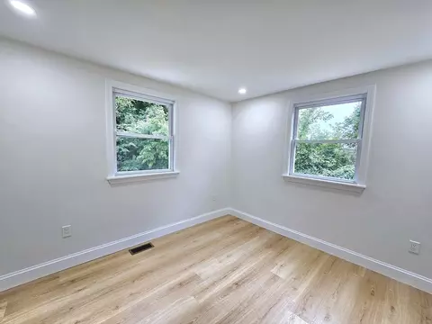 Bedroom - 3 Commonwealth Ave, Lowell, MA 01852 photo 2 of 4