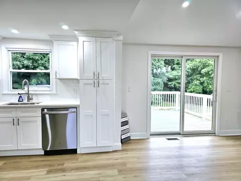 Kitchen - 3 Commonwealth Ave, Lowell, MA 01852 photo 3 of 6