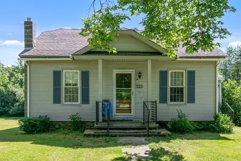 797 Lebanon Hill Rd, Southbridge, MA 01550
