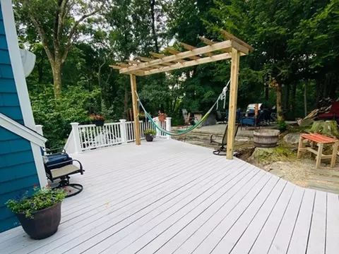 Exterior - 239 Walnut St, Saugus, MA 01906 photo 2 of 4