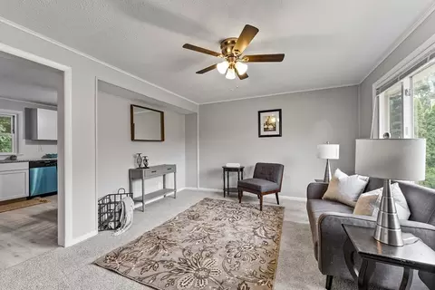 Living - 57 Oakwood Ter, Springfield, MA 01109 photo 3 of 4