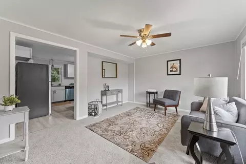 Living - 57 Oakwood Ter, Springfield, MA 01109 photo 1 of 4
