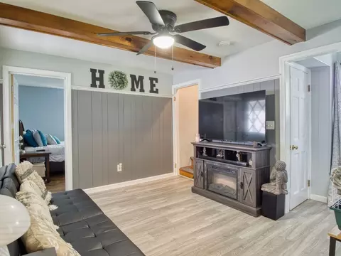128 River St, Southbridge, MA 01550