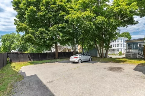 Exterior - 352 Cabot St, Beverly, MA 01915 photo 4 of 5