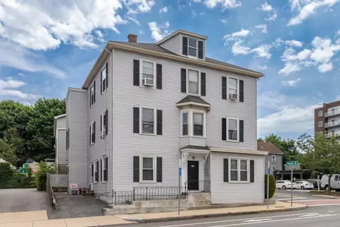 245 Rantoul St, Beverly, MA 01915