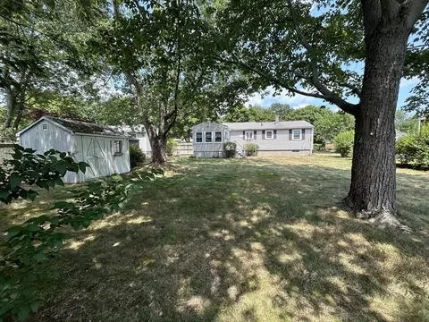 Exterior - 39 Longmeadow Rd, Beverly, MA 01915 photo 3 of 3