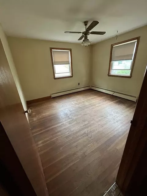 Bedroom - 39 Longmeadow Rd, Beverly, MA 01915 photo 1 of 3