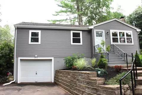 15 High St, Bellingham, MA 02019