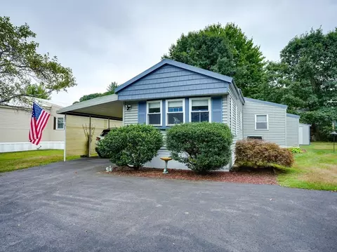 4 Christian Ave, Hudson, MA 01749