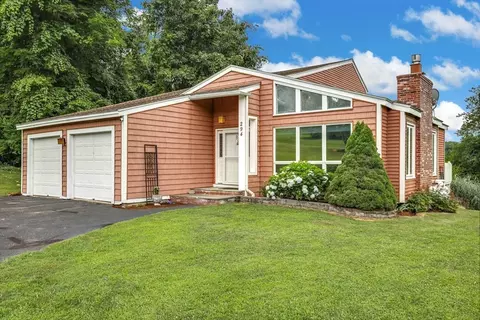 294 Main St, Clinton, MA 01510
