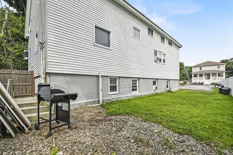 35 Grammont Rd, Worcester, MA 01607 photo 40