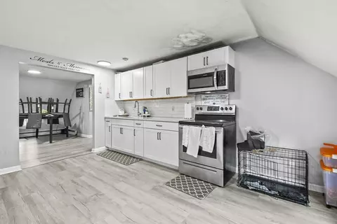 35 Grammont Rd, Worcester, MA 01607 photo 16