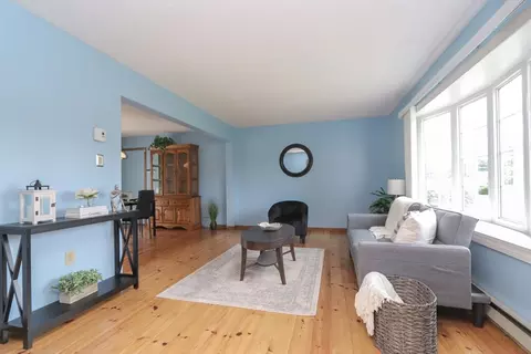 Living - 562 E State St, Granby, MA 01033 photo 2 of 5