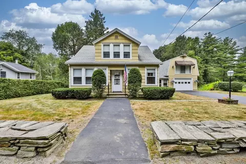 94 Rosemont St, Haverhill, MA 01830