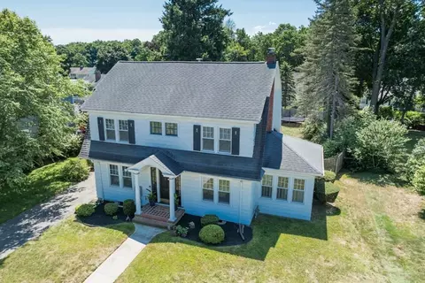 43 Greenacre Ave, Longmeadow, MA 01106